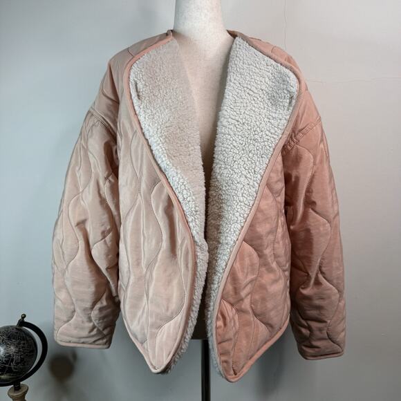 ALC Reversible Quilted Sherpa Jacket Size L Cozy Oversized Minimalist Pink NWT - Picture 8 of 13